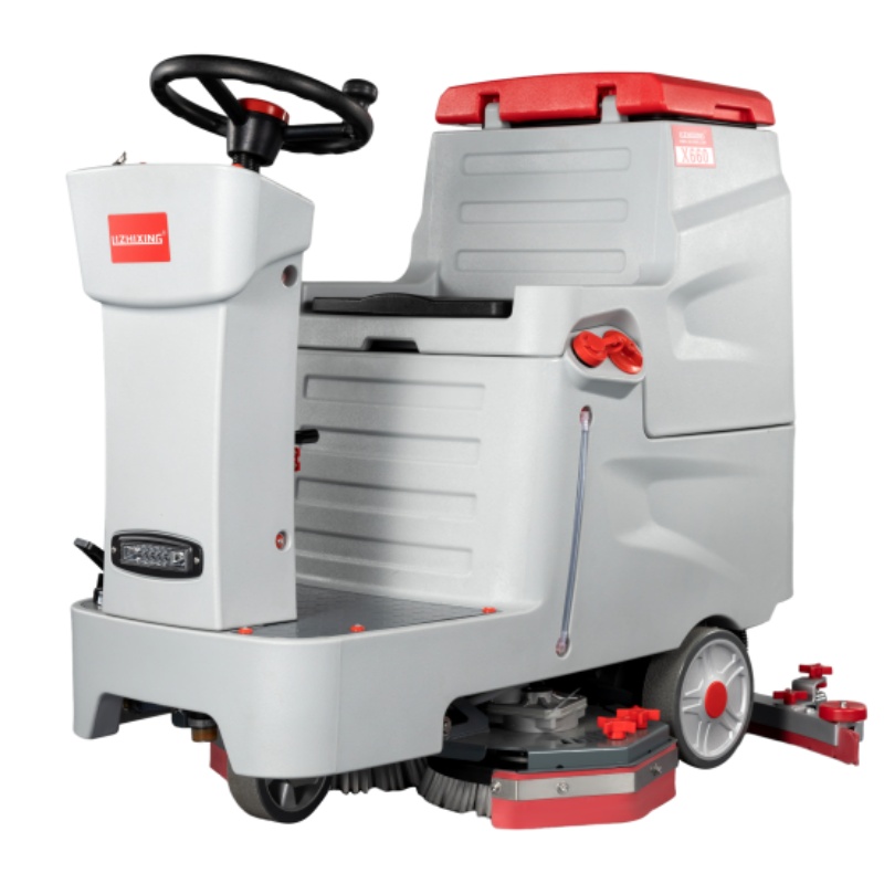 山南坦洁驾驶式洗地机X660